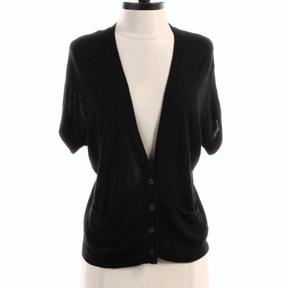 Gap Black Short Sleeve Cardigan Sweater Top - Picture 1 of 1